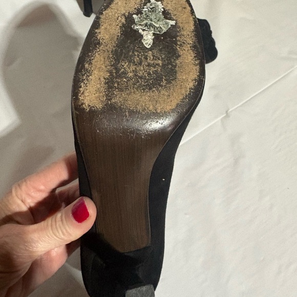 Stuart Weitzman Black Ruffle Peep Toe Heels - Picture 5 of 16